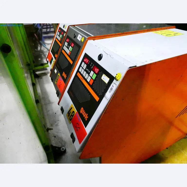 Engel Spritzgießmaschinen und Maschinen aus der Kunststoffindustrie-13