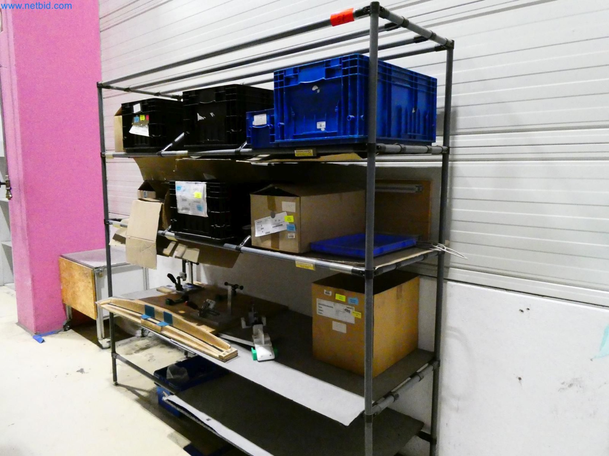 Engel Spritzgießmaschinen und Maschinen aus der Kunststoffindustrie-10