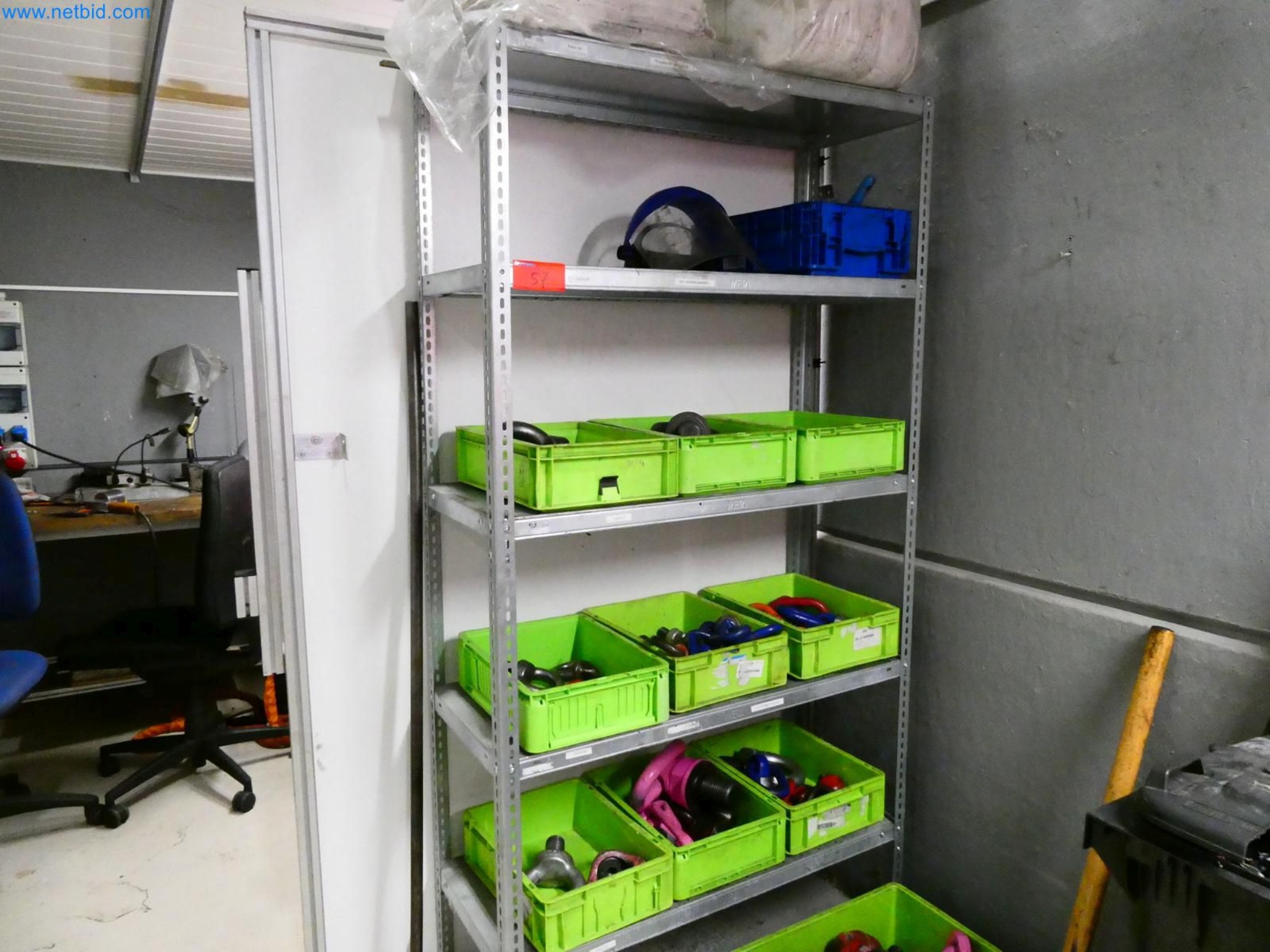 Engel Spritzgießmaschinen und Maschinen aus der Kunststoffindustrie-12