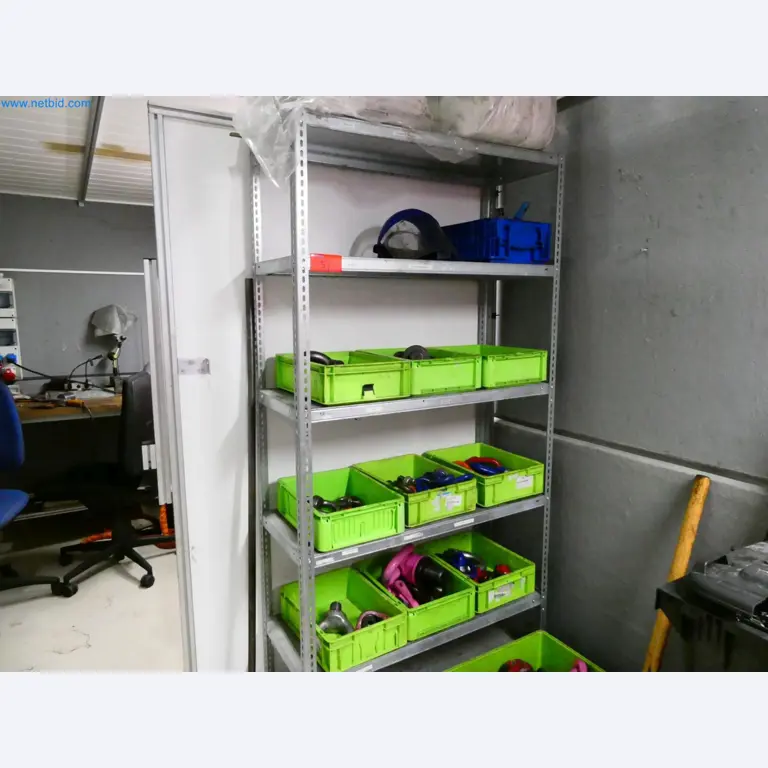 Engel Spritzgießmaschinen und Maschinen aus der Kunststoffindustrie-12