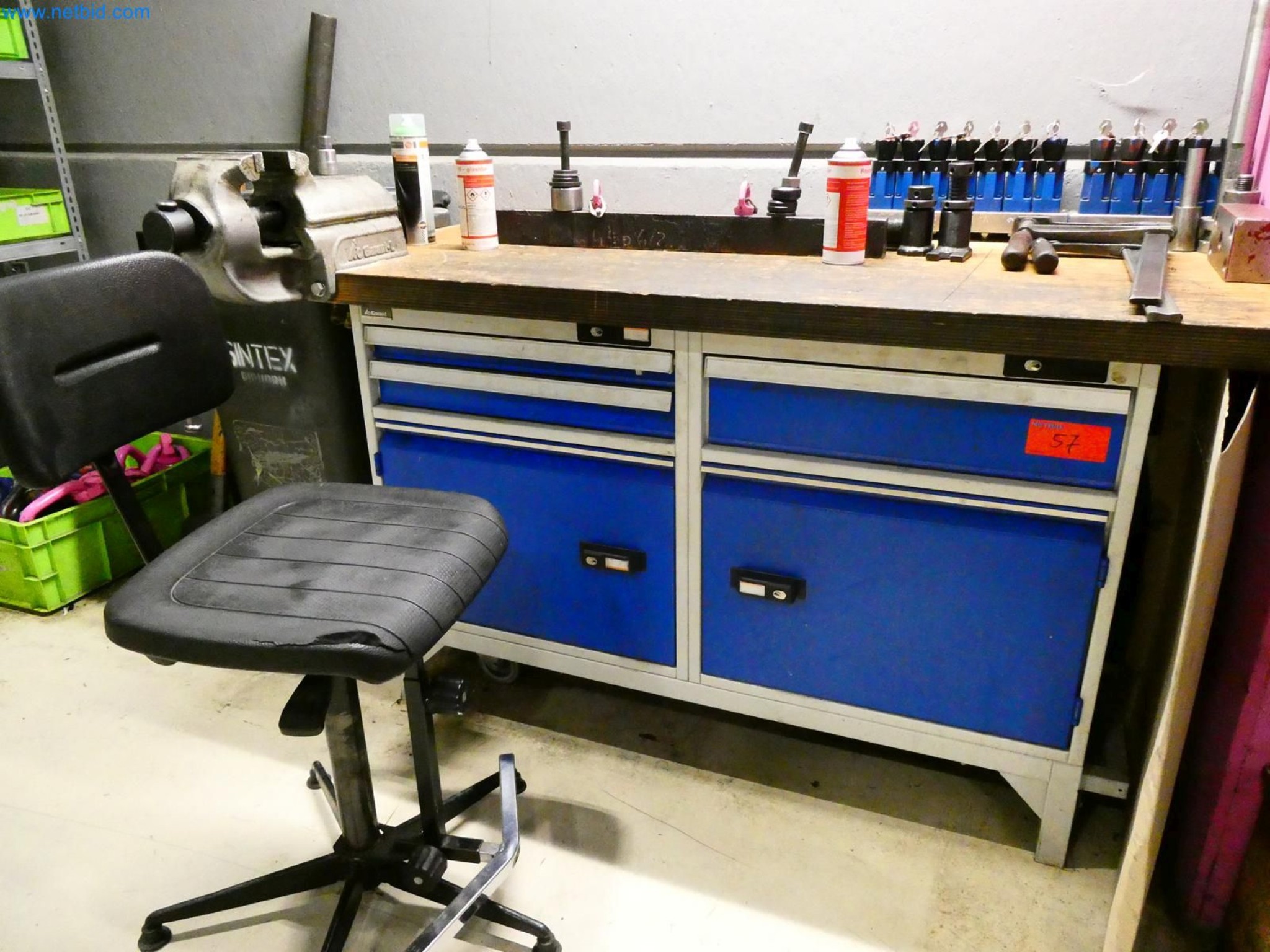 Engel Spritzgießmaschinen und Maschinen aus der Kunststoffindustrie-1