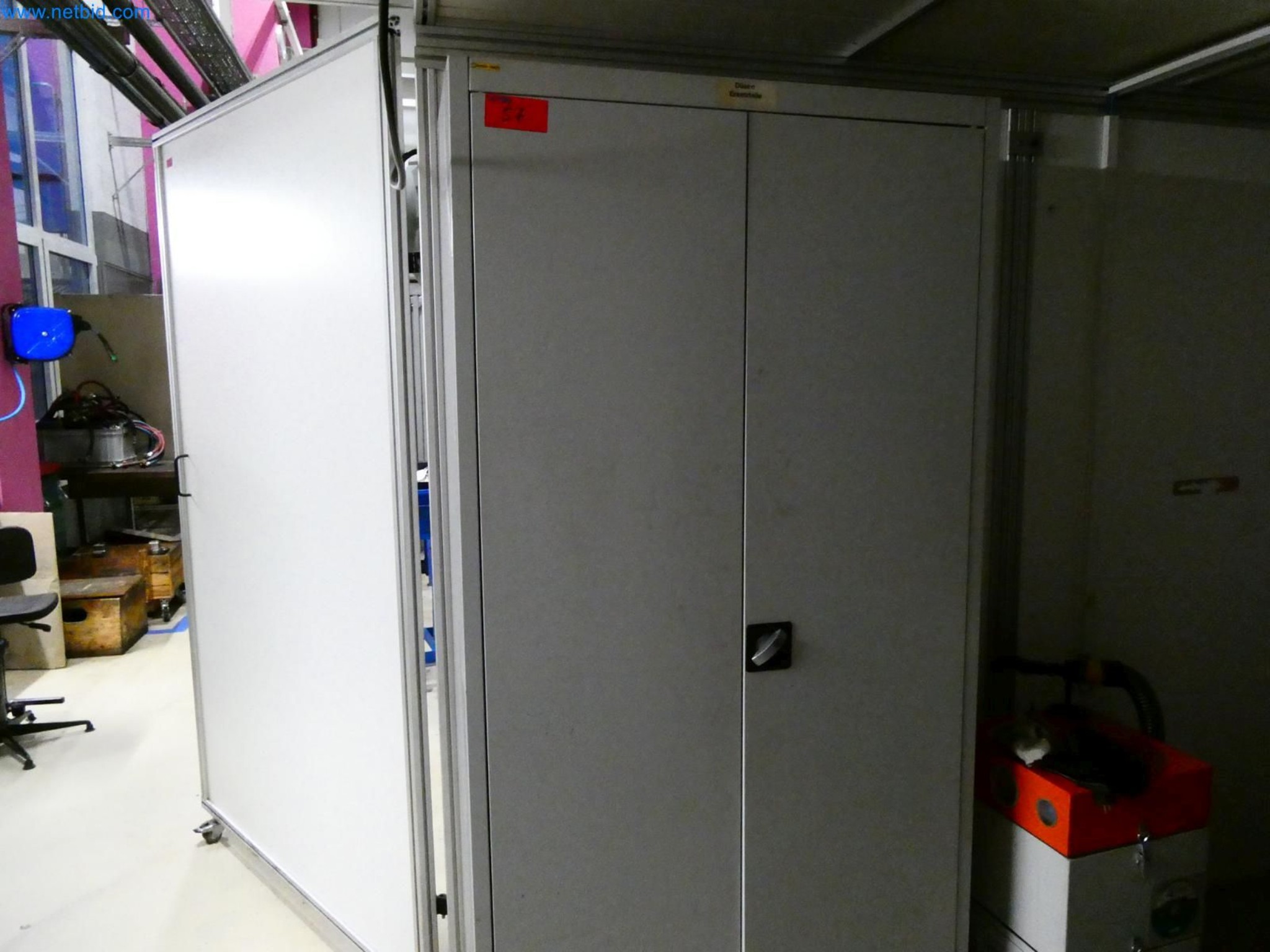 Engel Spritzgießmaschinen und Maschinen aus der Kunststoffindustrie-5