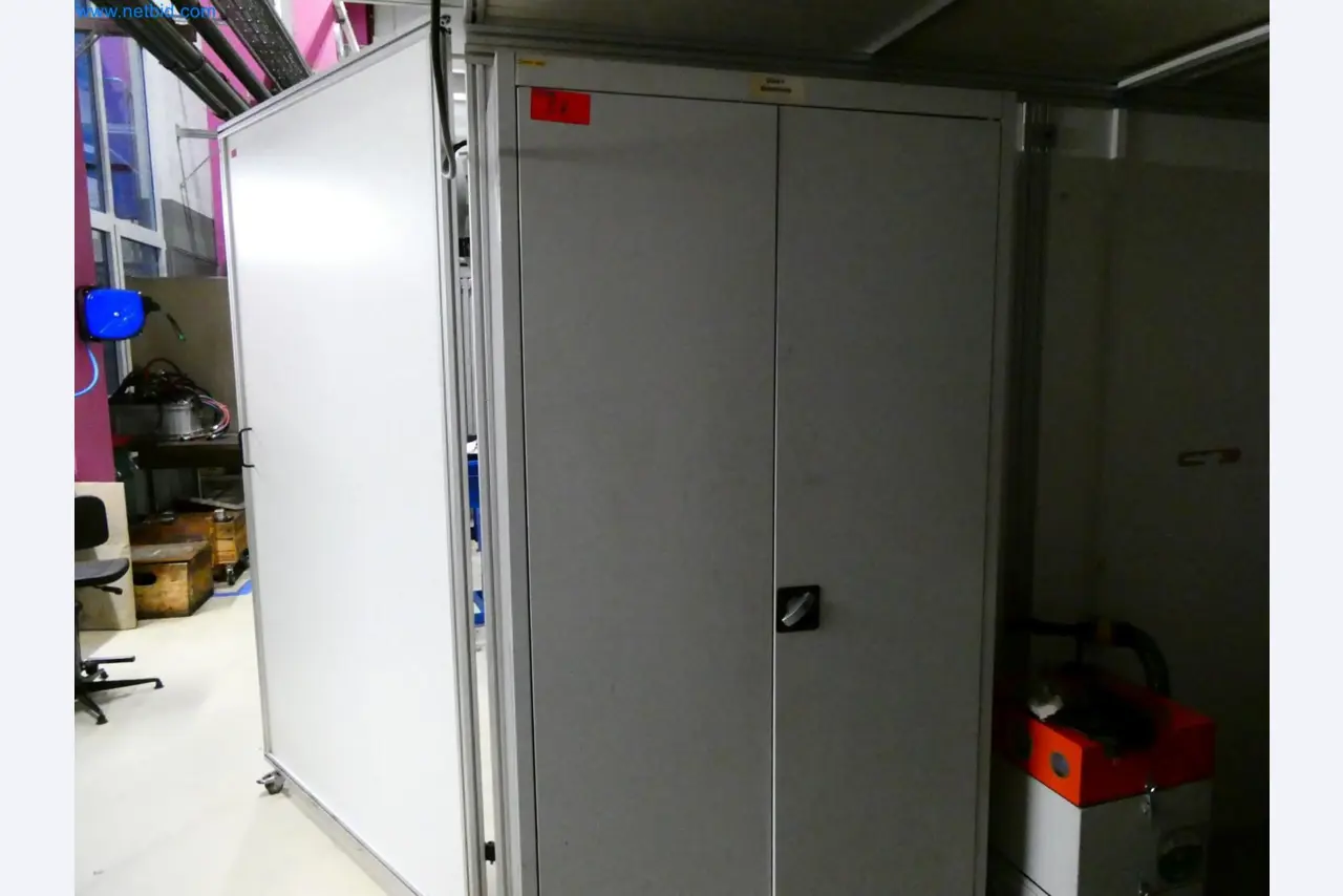 Engel Spritzgießmaschinen und Maschinen aus der Kunststoffindustrie-5