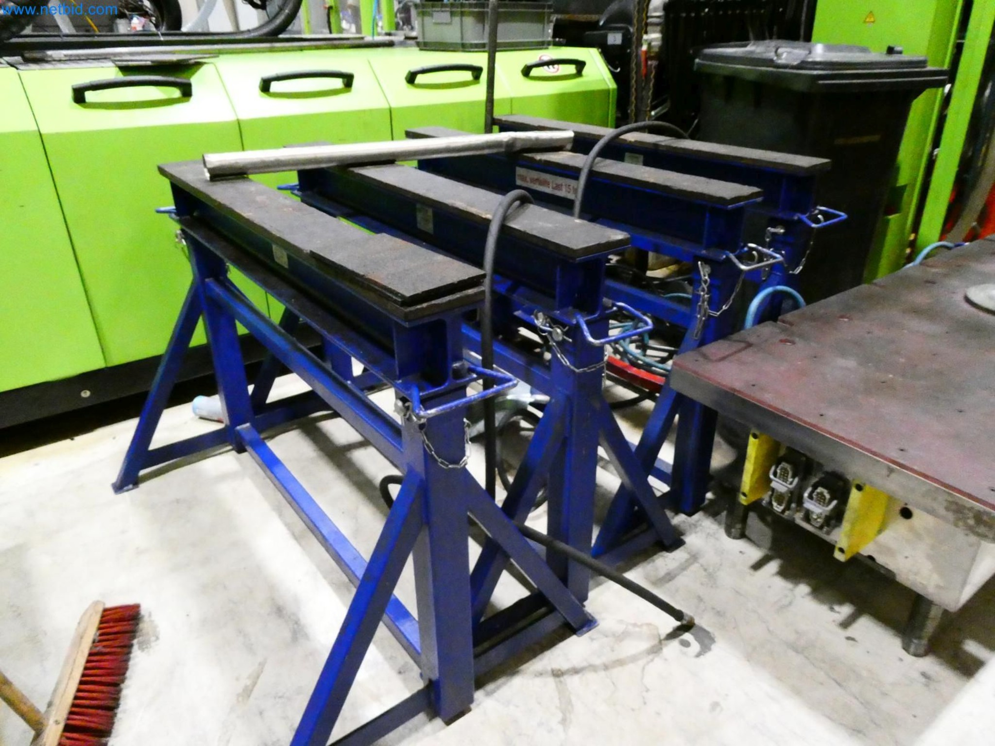 Engel Spritzgießmaschinen und Maschinen aus der Kunststoffindustrie-8