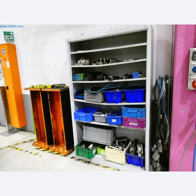 Engel Spritzgießmaschinen und Maschinen aus der Kunststoffindustrie-9