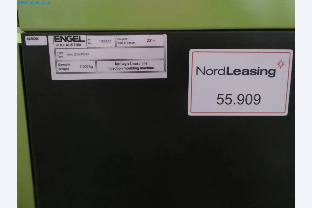 Engel Spritzgießmaschinen und Maschinen aus der Kunststoffindustrie-13