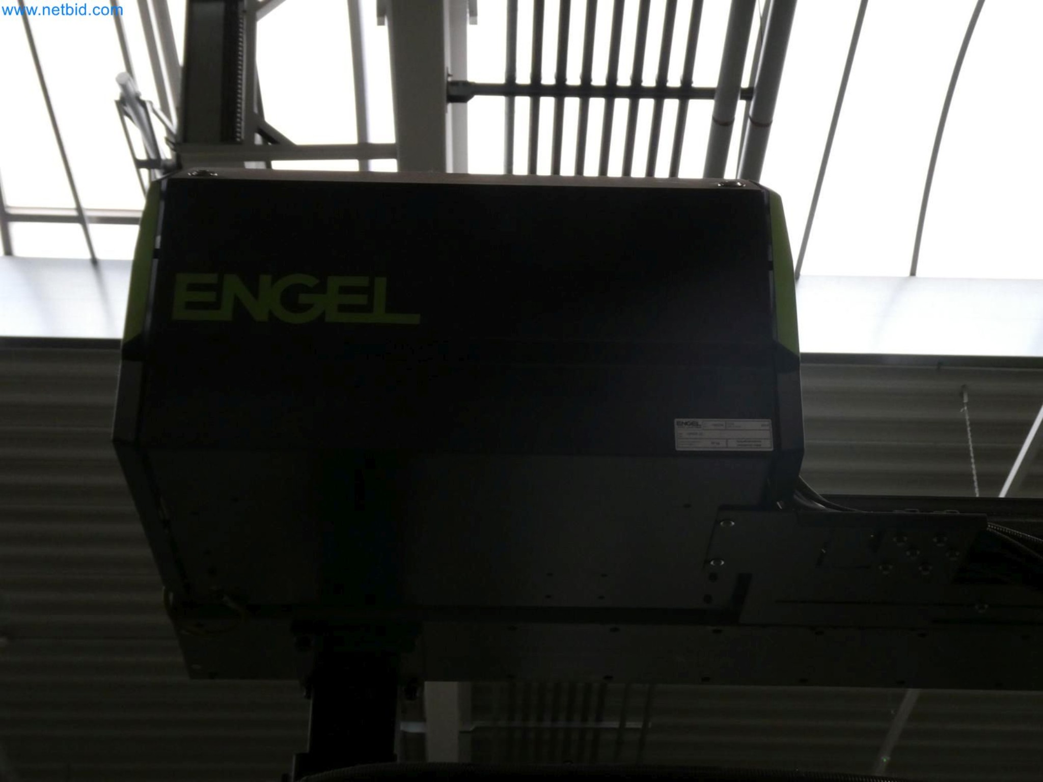 Engel Spritzgießmaschinen und Maschinen aus der Kunststoffindustrie-15