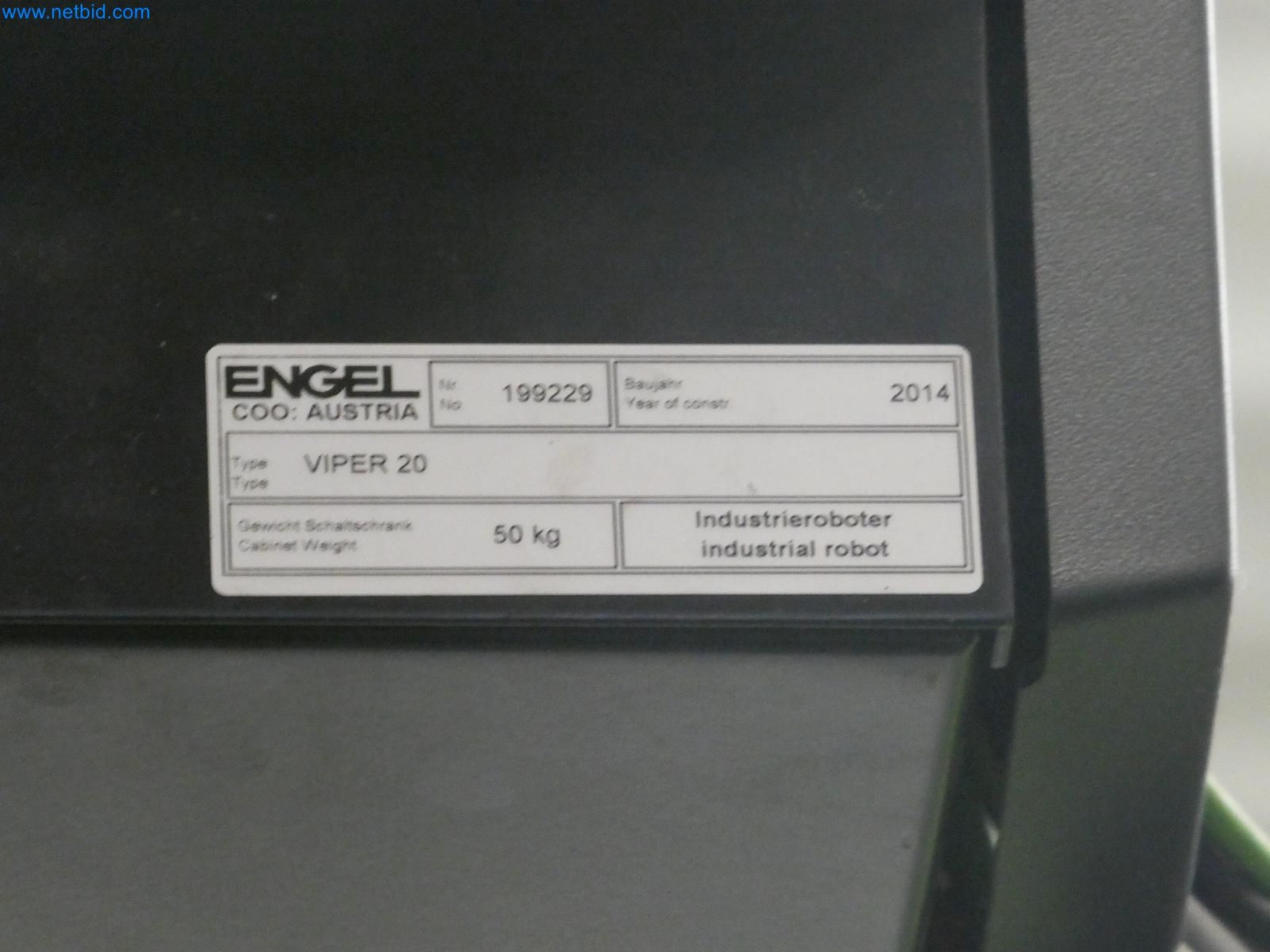 Engel Spritzgießmaschinen und Maschinen aus der Kunststoffindustrie-17