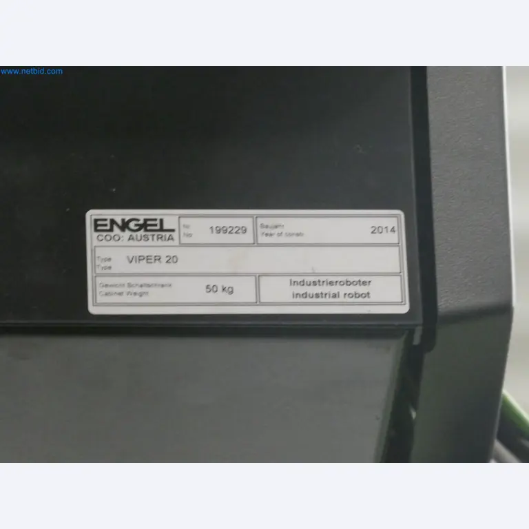 Engel Spritzgießmaschinen und Maschinen aus der Kunststoffindustrie-17