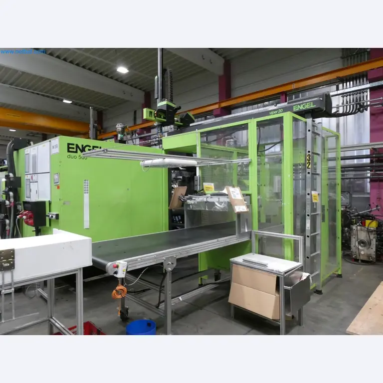 Engel Spritzgießmaschinen und Maschinen aus der Kunststoffindustrie-1