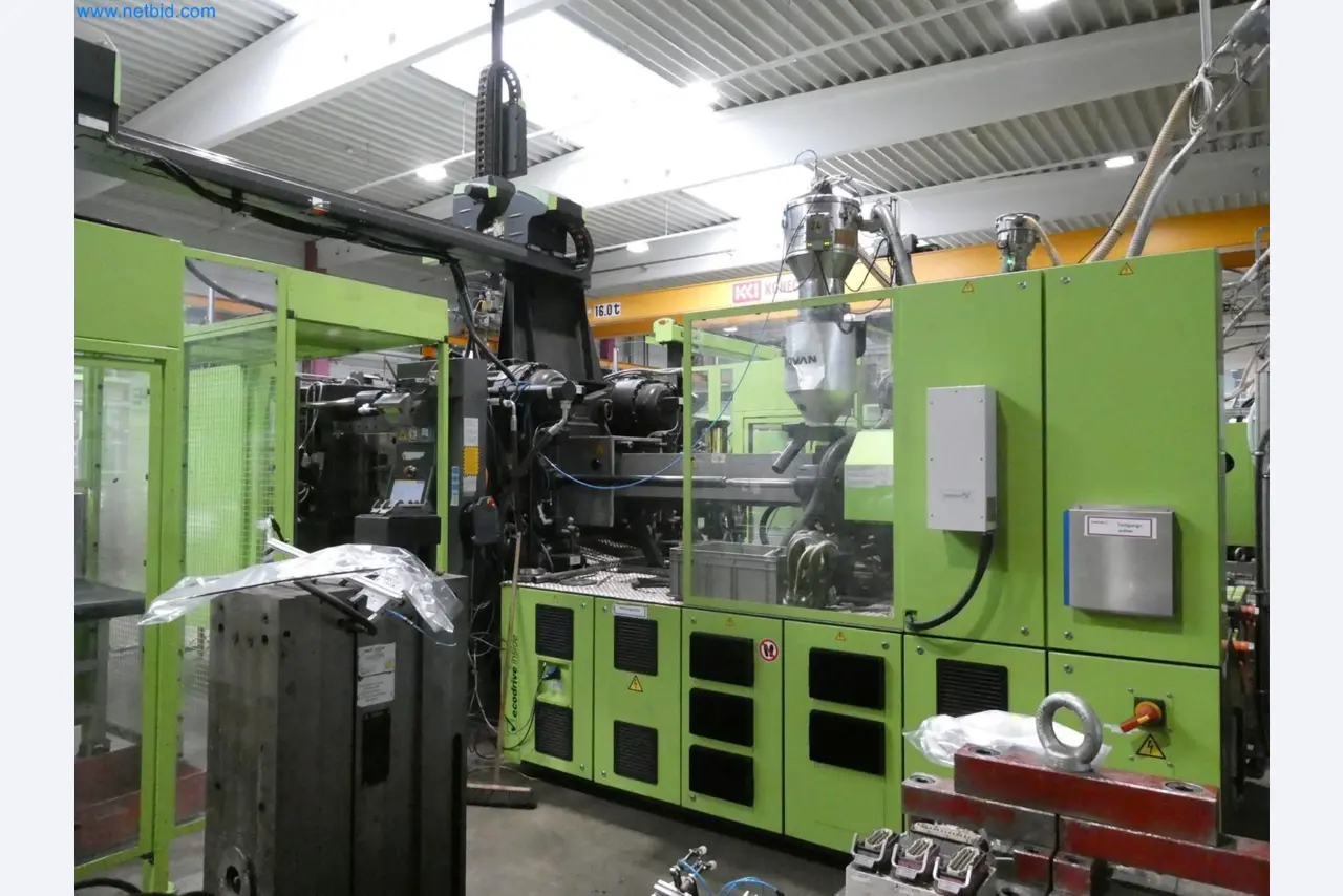 Engel Spritzgießmaschinen und Maschinen aus der Kunststoffindustrie-4