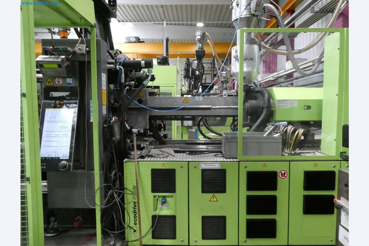 Engel Spritzgießmaschinen und Maschinen aus der Kunststoffindustrie-6