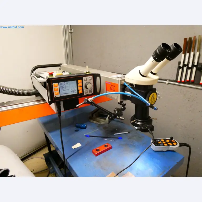 Engel Spritzgießmaschinen und Maschinen aus der Kunststoffindustrie-2