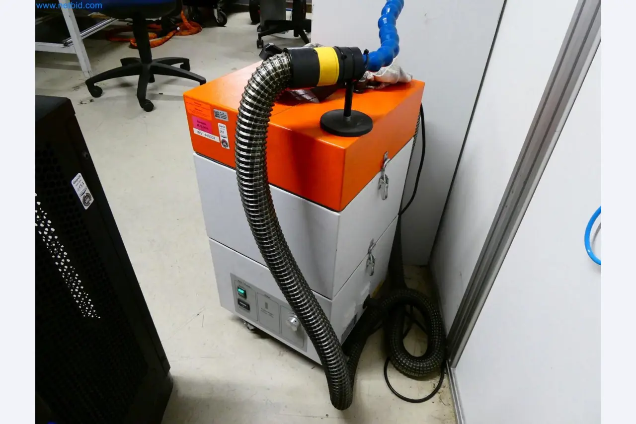 Engel Spritzgießmaschinen und Maschinen aus der Kunststoffindustrie-5