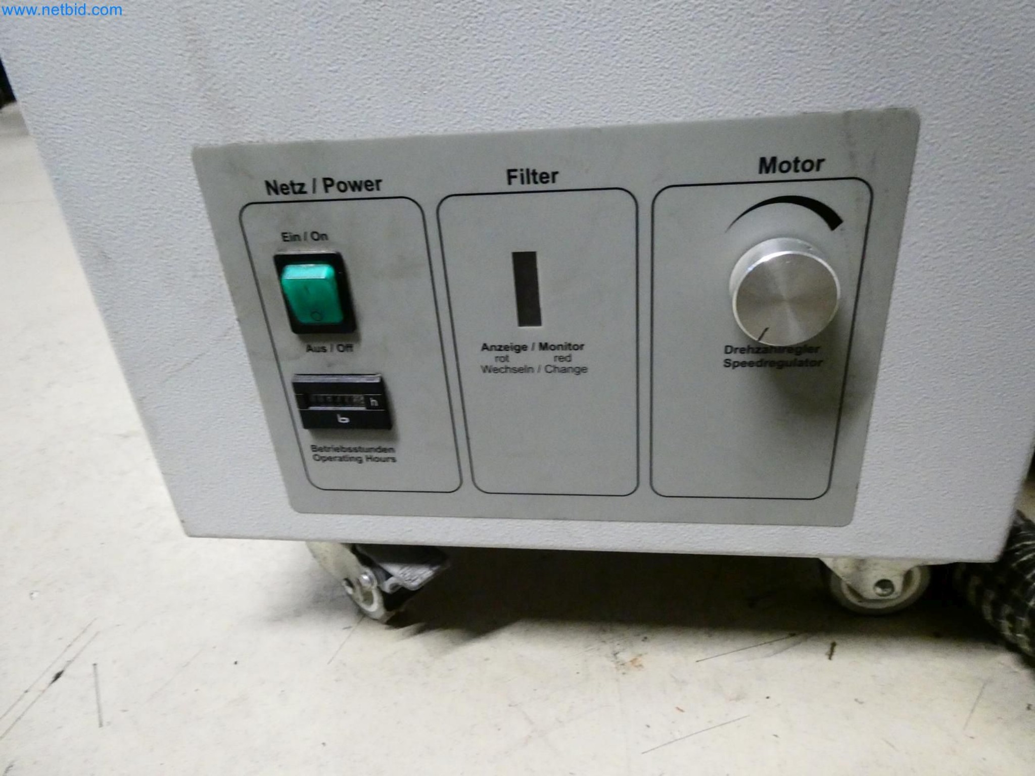 Engel Spritzgießmaschinen und Maschinen aus der Kunststoffindustrie-6