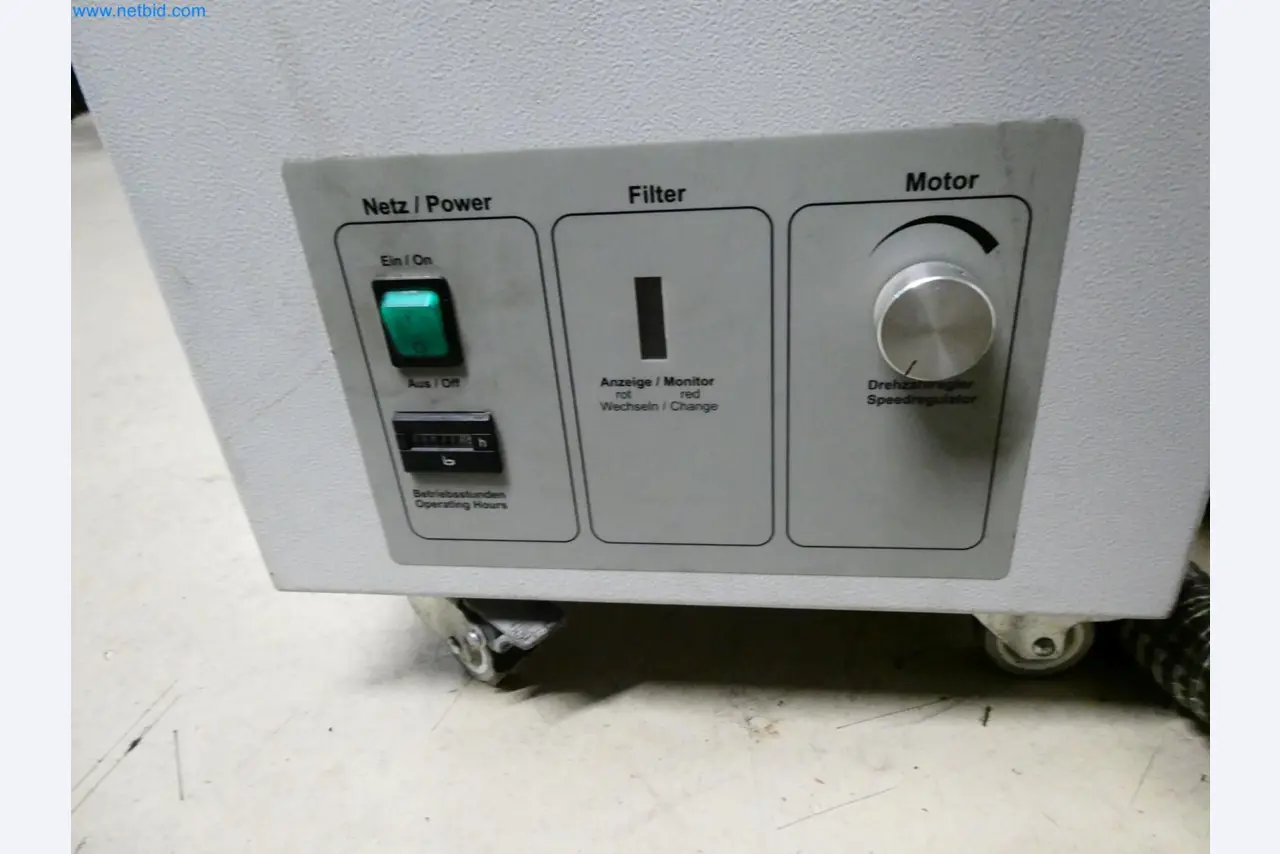 Engel Spritzgießmaschinen und Maschinen aus der Kunststoffindustrie-6