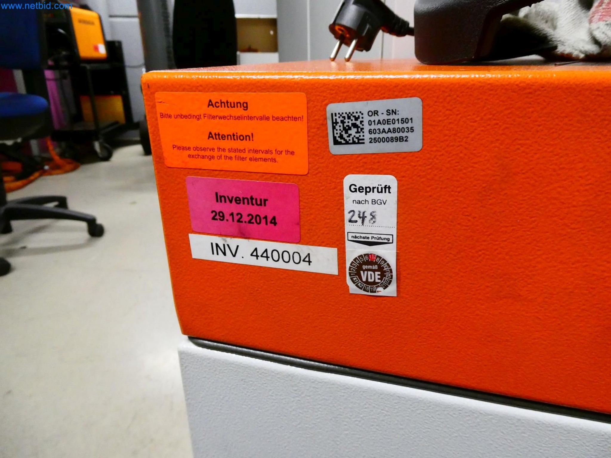 Engel Spritzgießmaschinen und Maschinen aus der Kunststoffindustrie-8