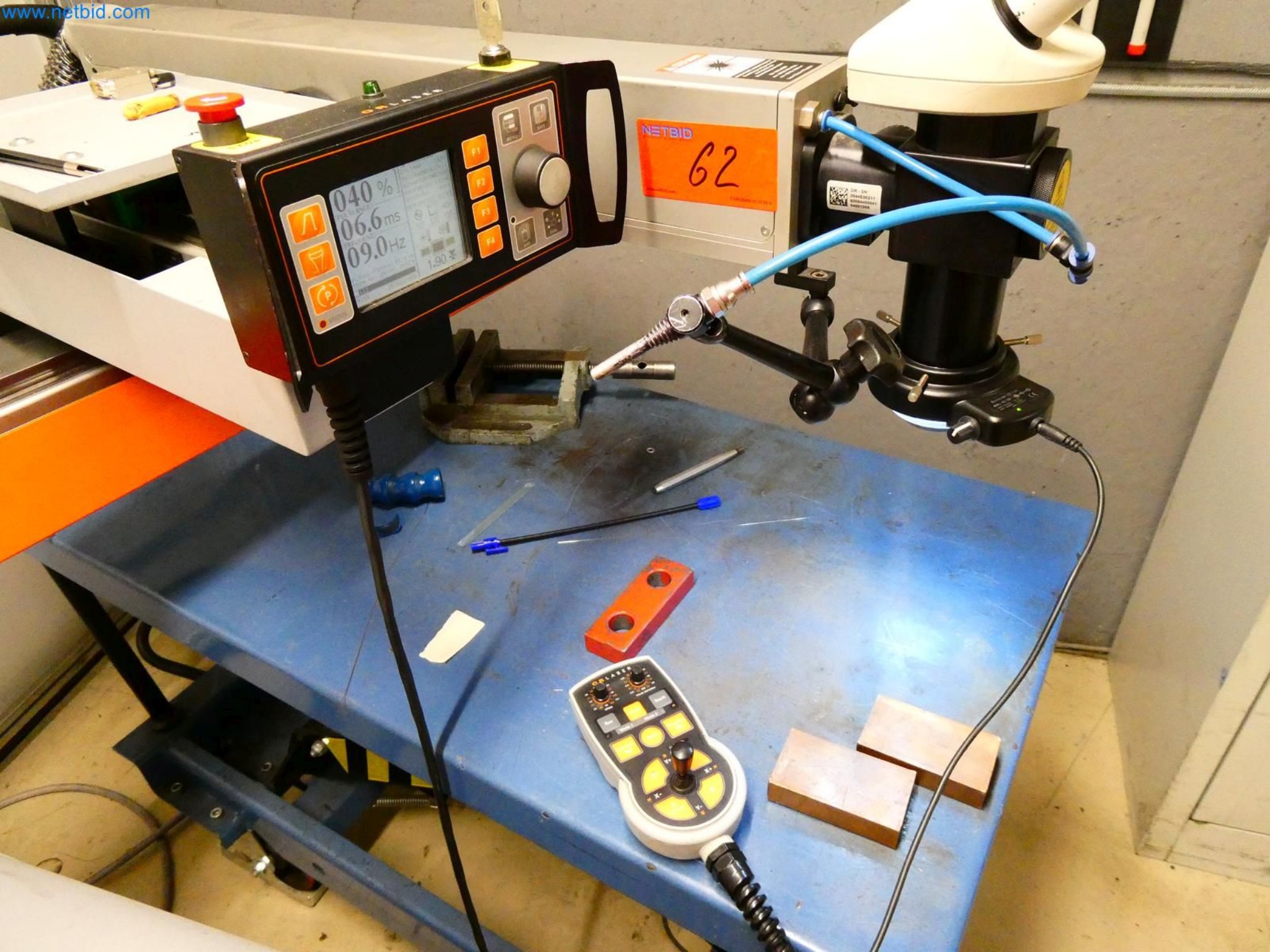 Engel Spritzgießmaschinen und Maschinen aus der Kunststoffindustrie-9