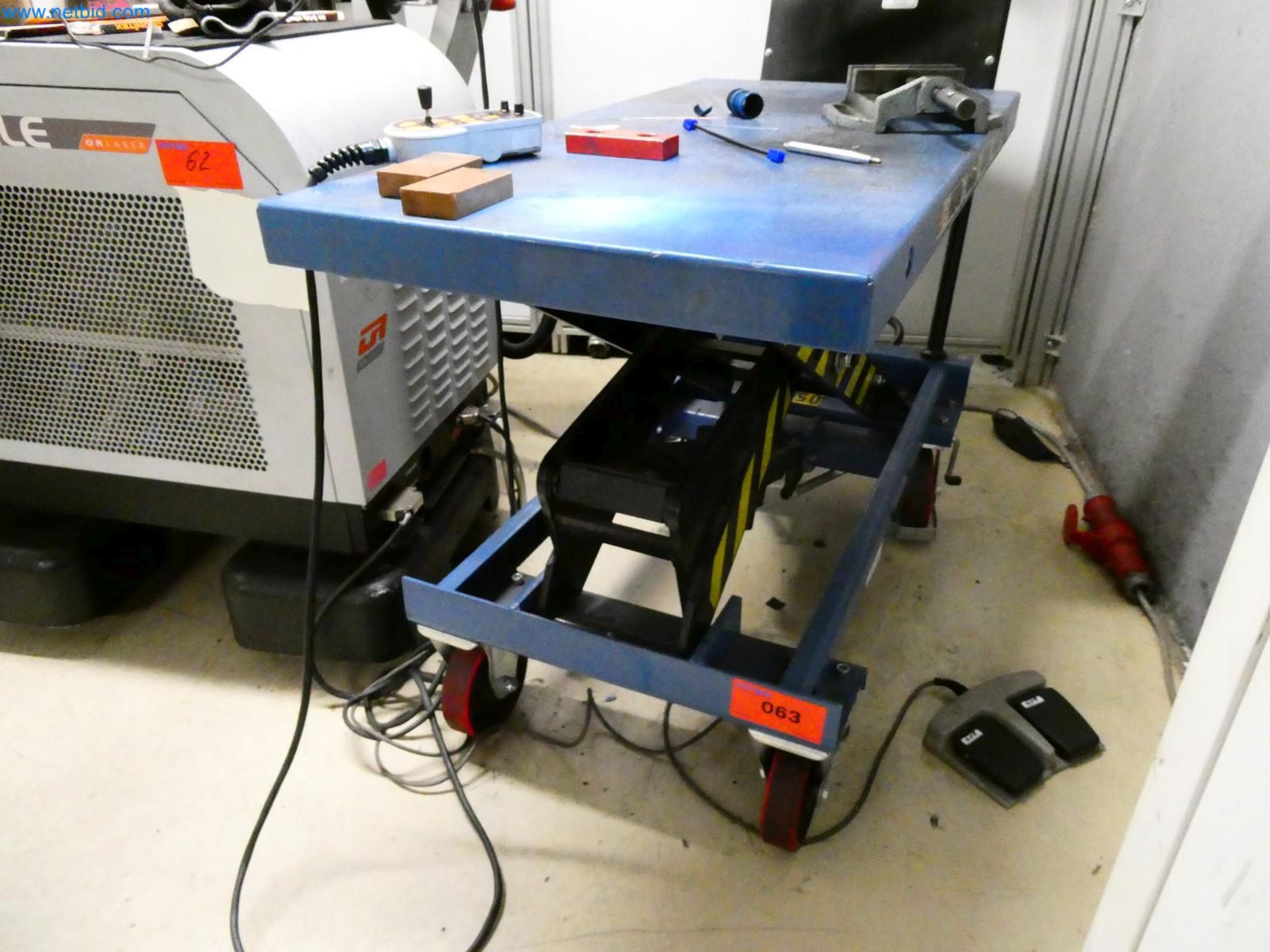 Engel Spritzgießmaschinen und Maschinen aus der Kunststoffindustrie-1