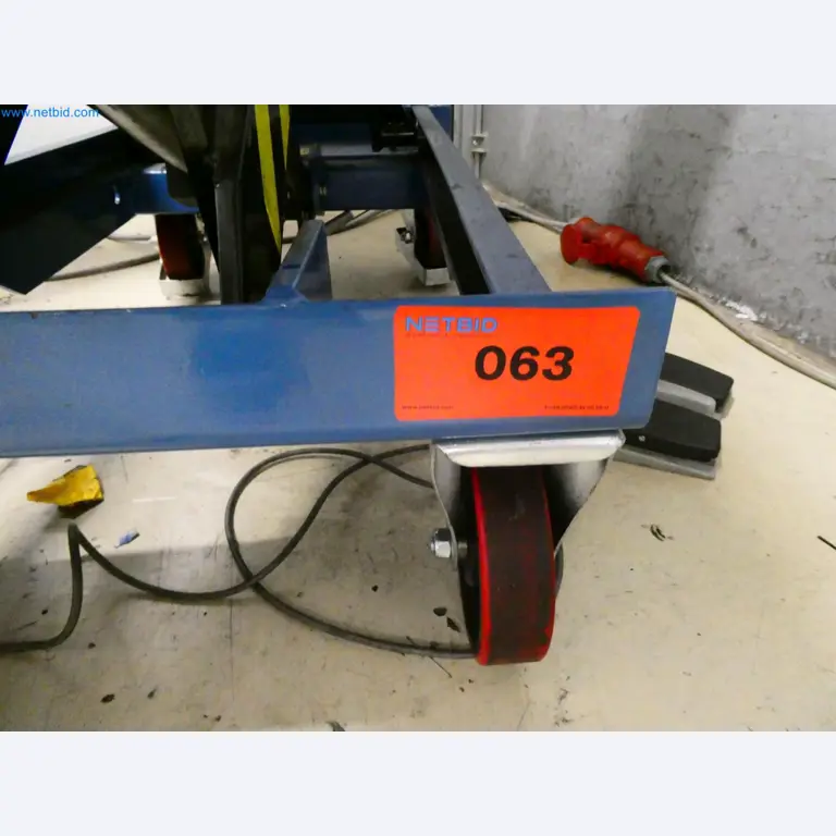 Engel Spritzgießmaschinen und Maschinen aus der Kunststoffindustrie-4