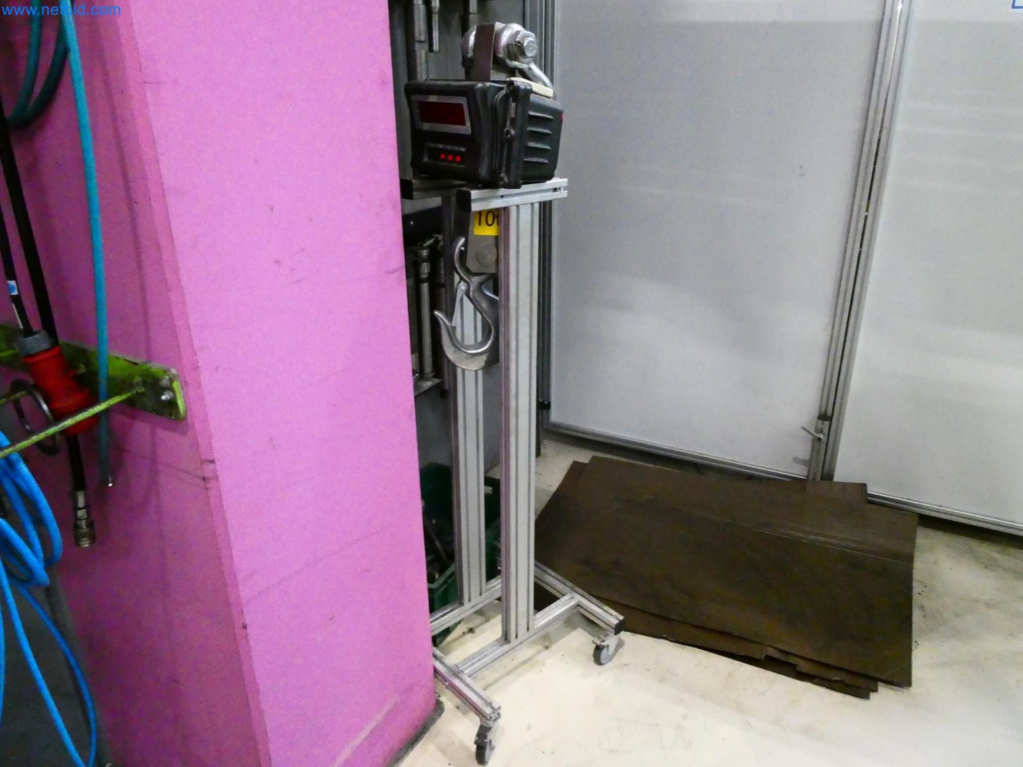 Engel Spritzgießmaschinen und Maschinen aus der Kunststoffindustrie-3