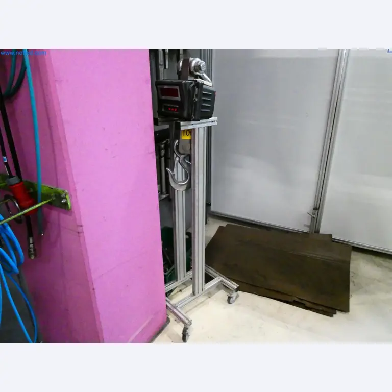 Engel Spritzgießmaschinen und Maschinen aus der Kunststoffindustrie-3