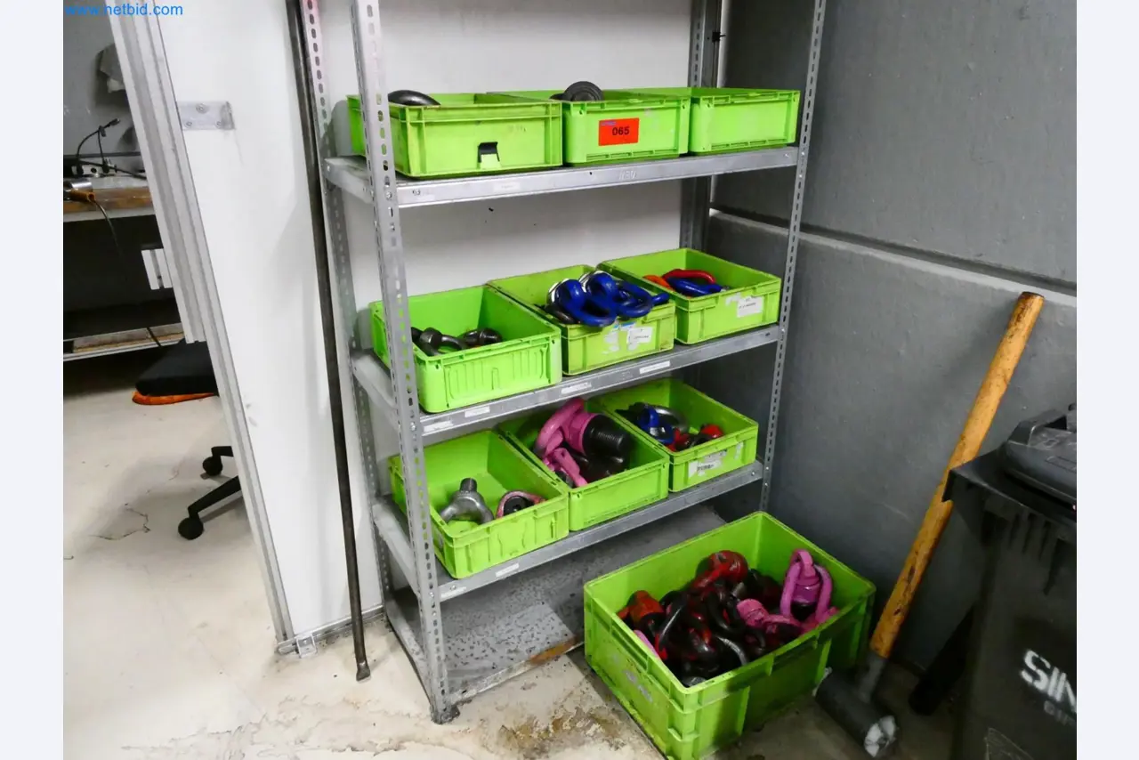 Engel Spritzgießmaschinen und Maschinen aus der Kunststoffindustrie-1