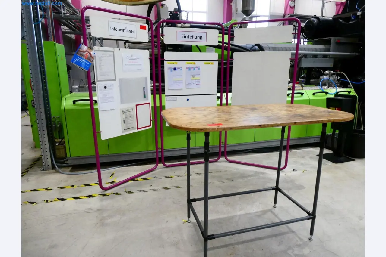 Engel Spritzgießmaschinen und Maschinen aus der Kunststoffindustrie-2