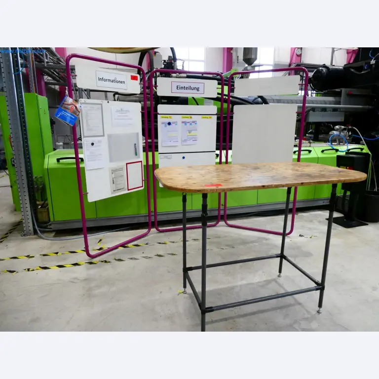 Engel Spritzgießmaschinen und Maschinen aus der Kunststoffindustrie-2