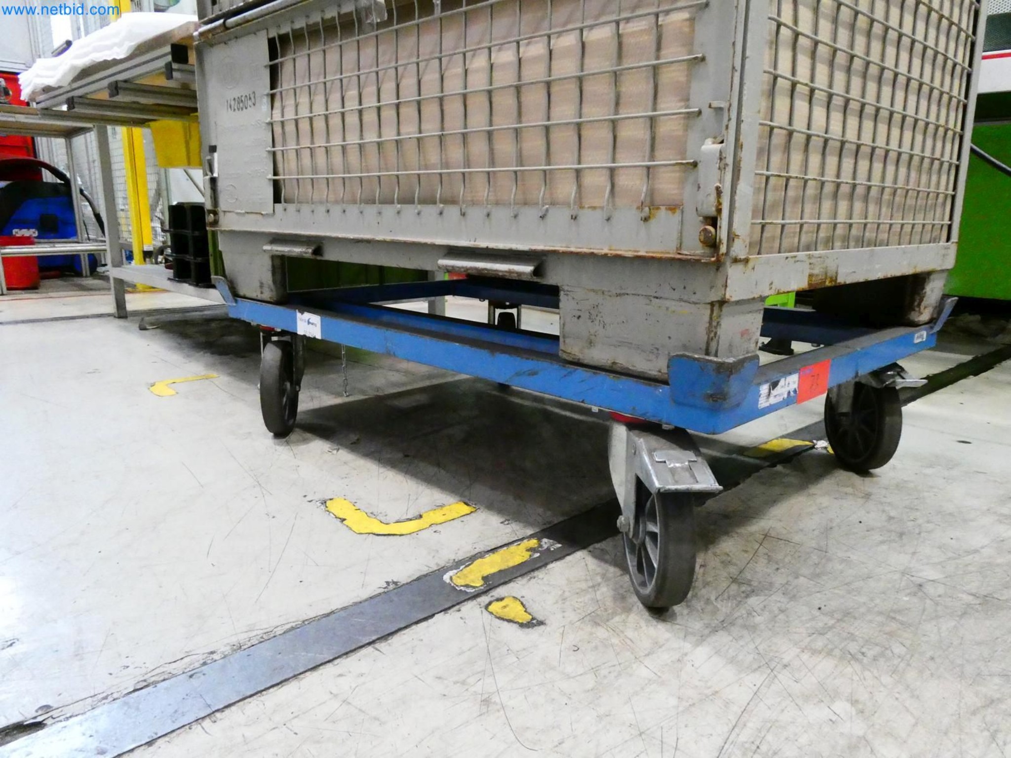 Engel Spritzgießmaschinen und Maschinen aus der Kunststoffindustrie-10