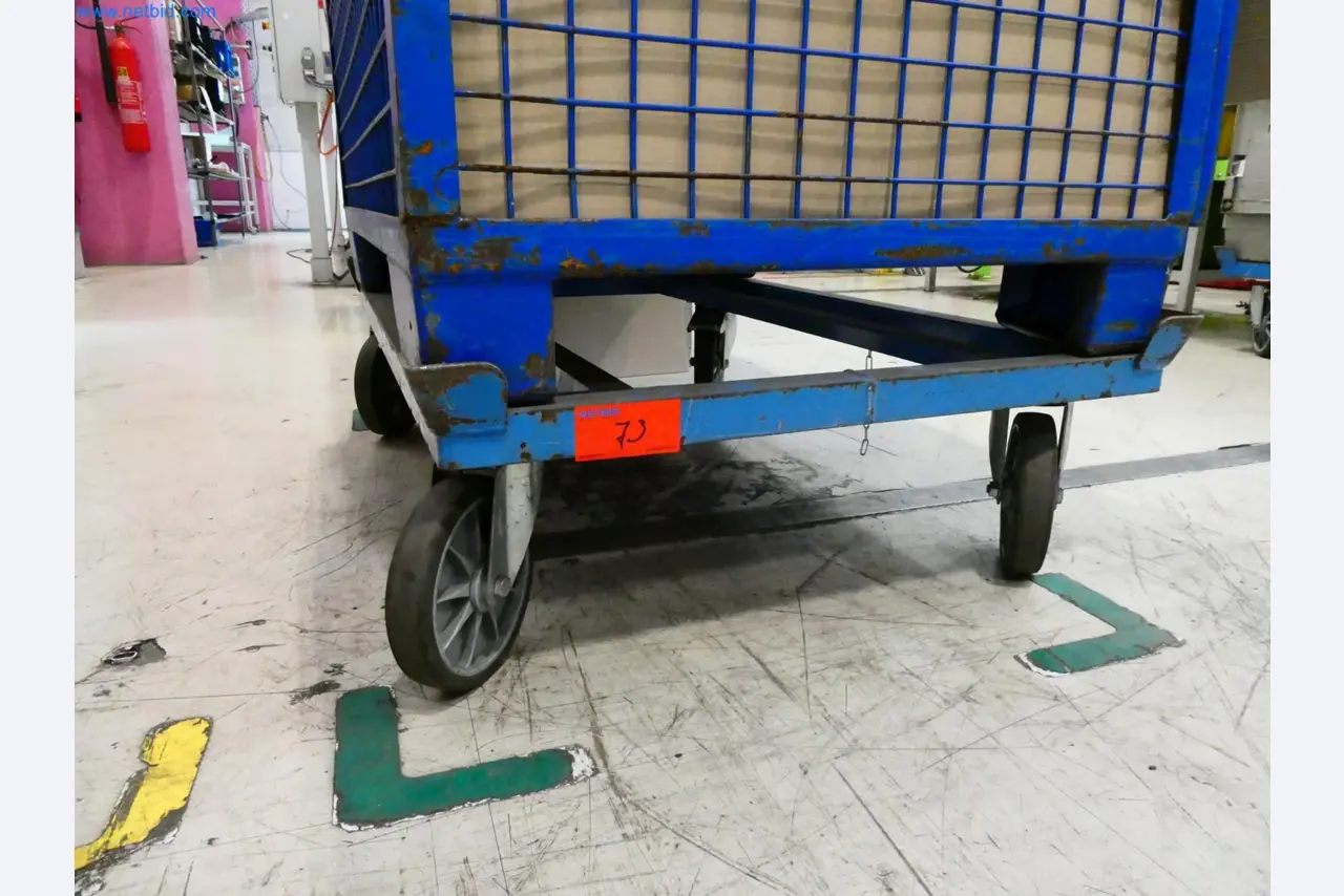 Engel Spritzgießmaschinen und Maschinen aus der Kunststoffindustrie-11