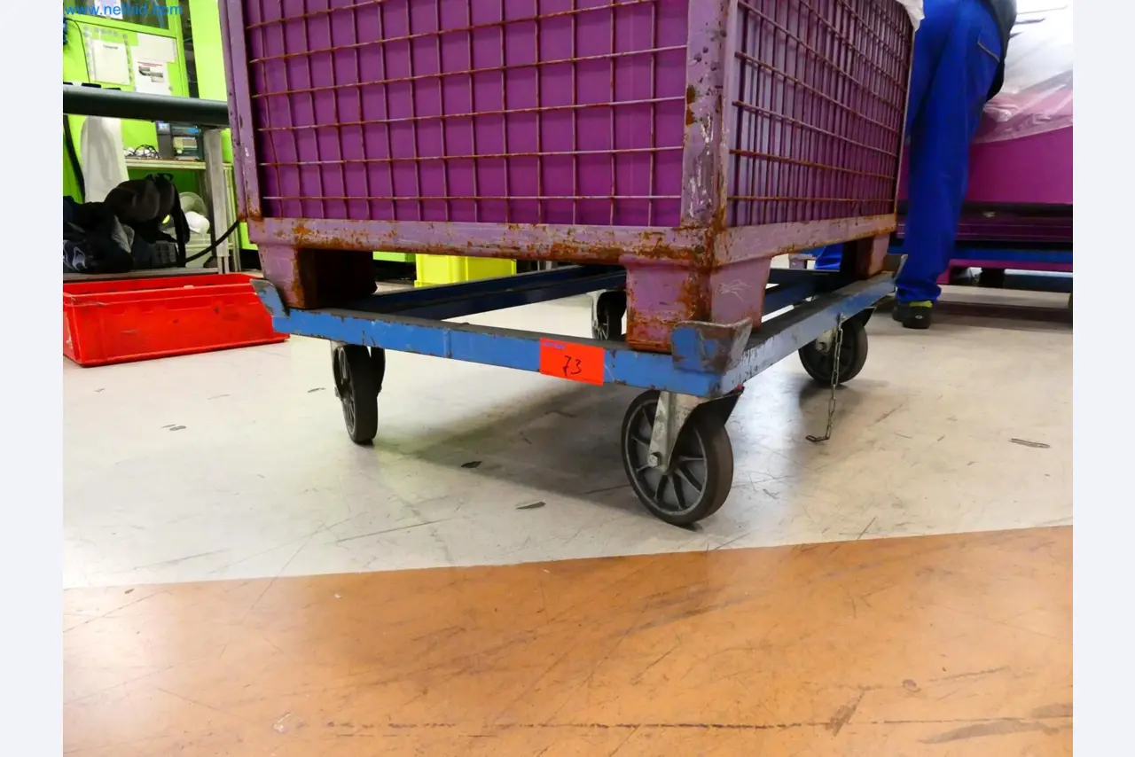 Engel Spritzgießmaschinen und Maschinen aus der Kunststoffindustrie-5