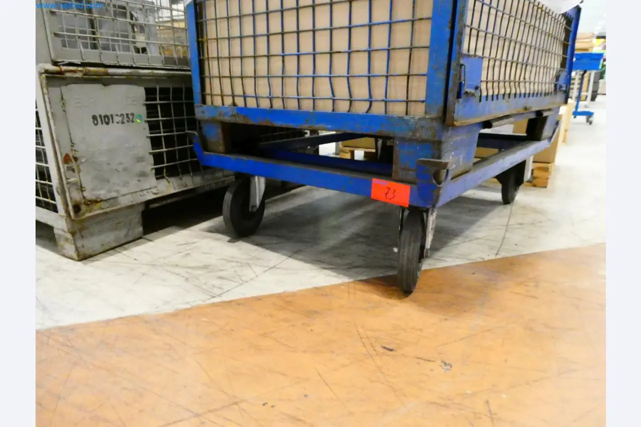 Engel Spritzgießmaschinen und Maschinen aus der Kunststoffindustrie-8