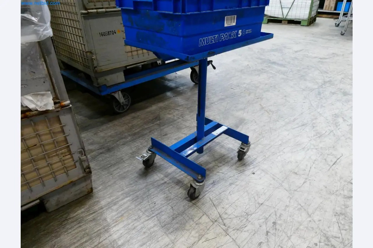 Engel Spritzgießmaschinen und Maschinen aus der Kunststoffindustrie-3