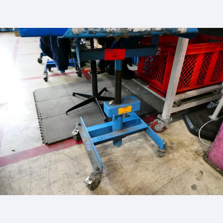 Engel Spritzgießmaschinen und Maschinen aus der Kunststoffindustrie-4