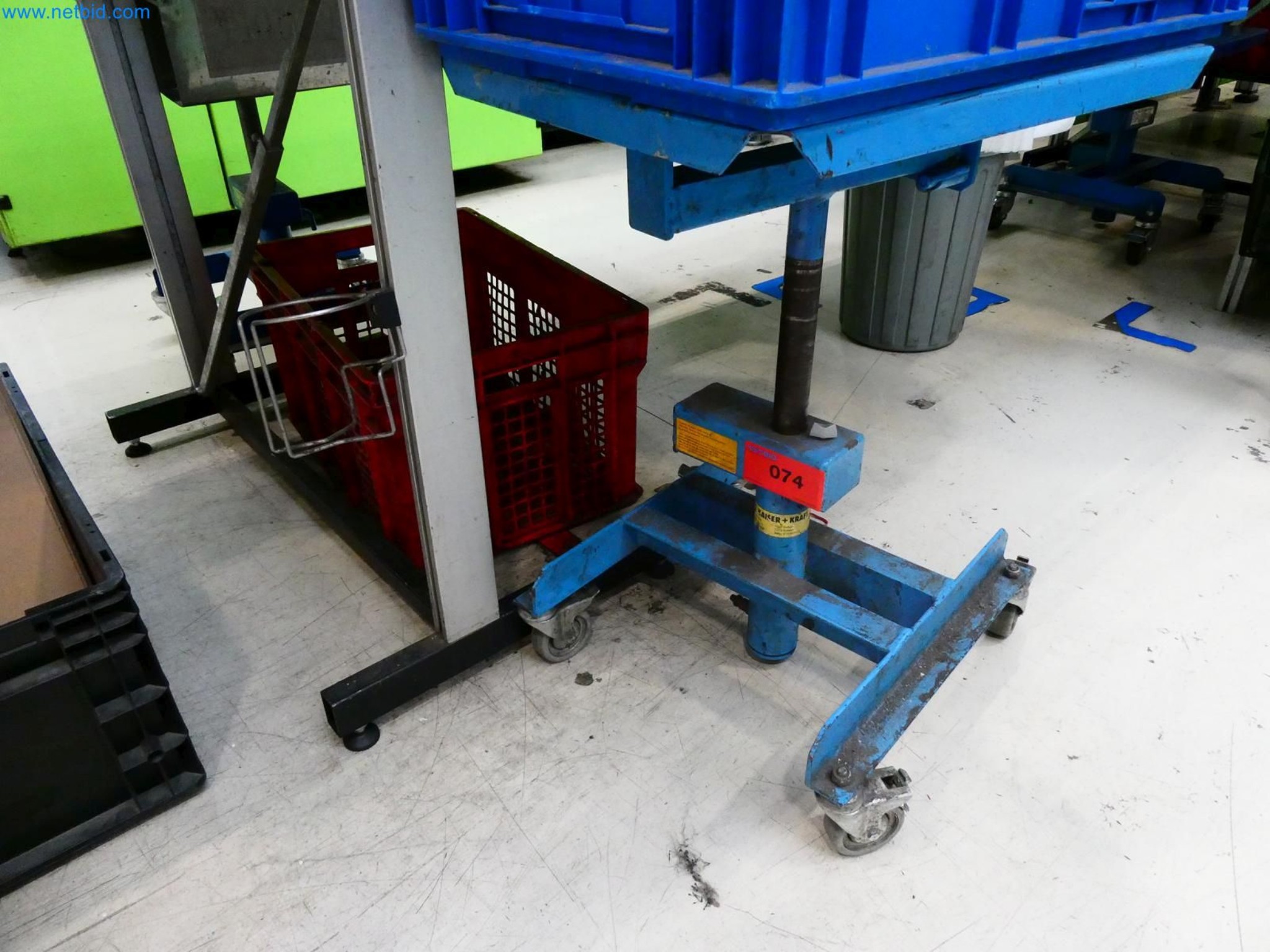 Engel Spritzgießmaschinen und Maschinen aus der Kunststoffindustrie-5