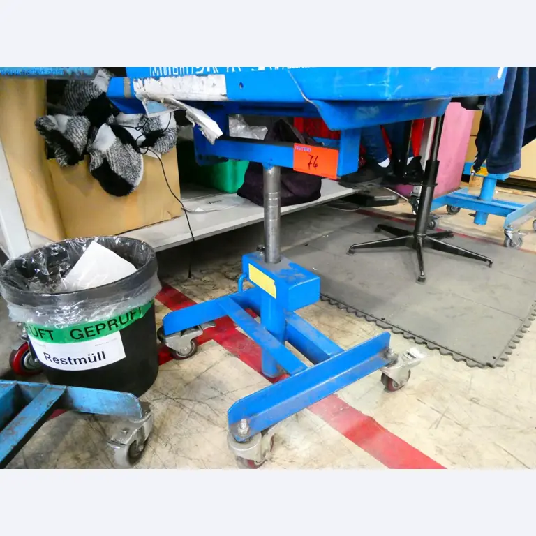 Engel Spritzgießmaschinen und Maschinen aus der Kunststoffindustrie-6