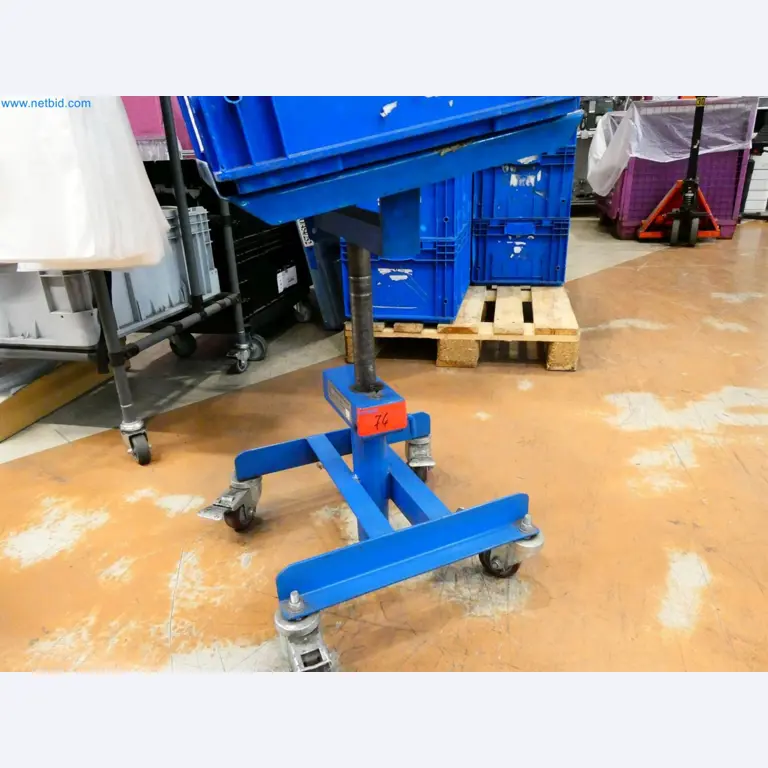 Engel Spritzgießmaschinen und Maschinen aus der Kunststoffindustrie-7