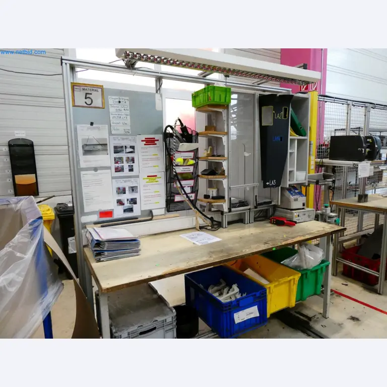 Engel Spritzgießmaschinen und Maschinen aus der Kunststoffindustrie-7