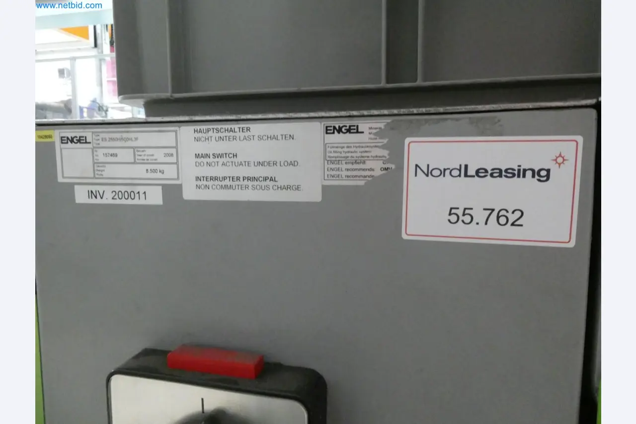 Engel Spritzgießmaschinen und Maschinen aus der Kunststoffindustrie-10