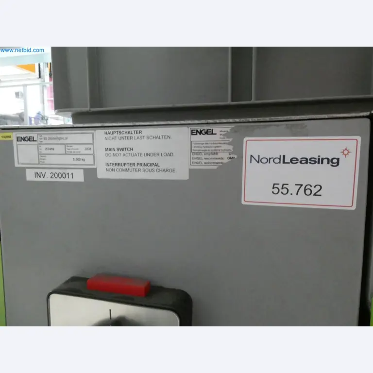 Engel Spritzgießmaschinen und Maschinen aus der Kunststoffindustrie-10