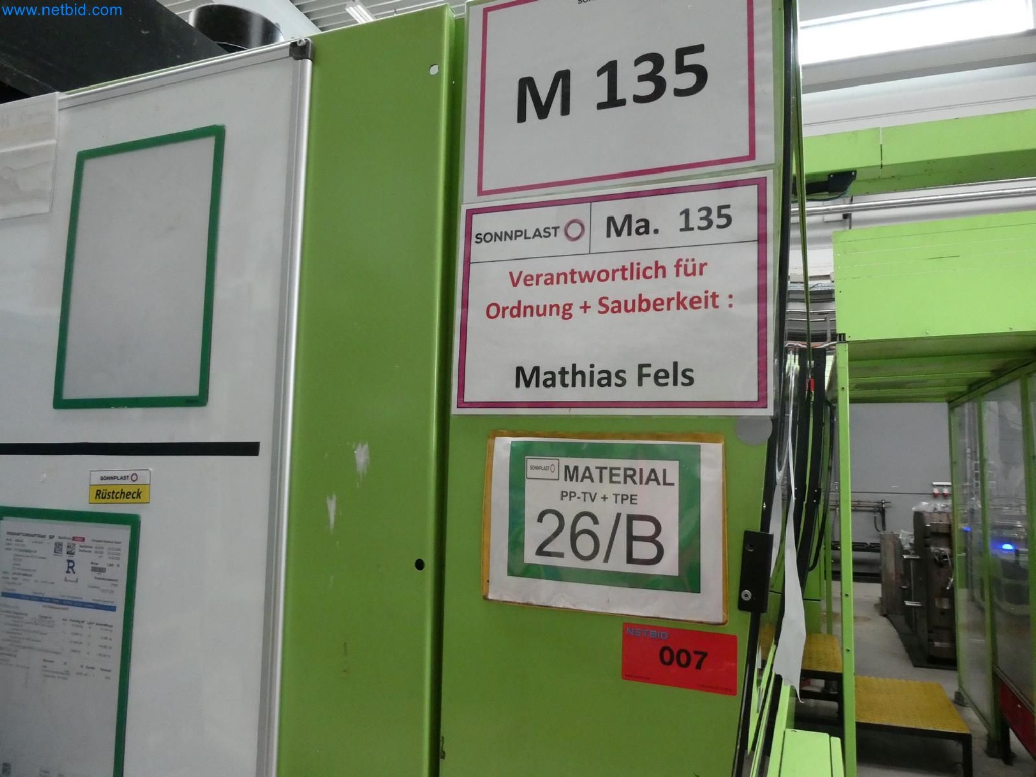 Engel Spritzgießmaschinen und Maschinen aus der Kunststoffindustrie-11