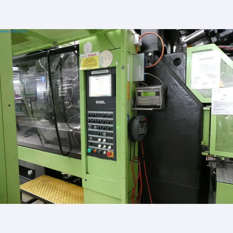 Engel Spritzgießmaschinen und Maschinen aus der Kunststoffindustrie-5
