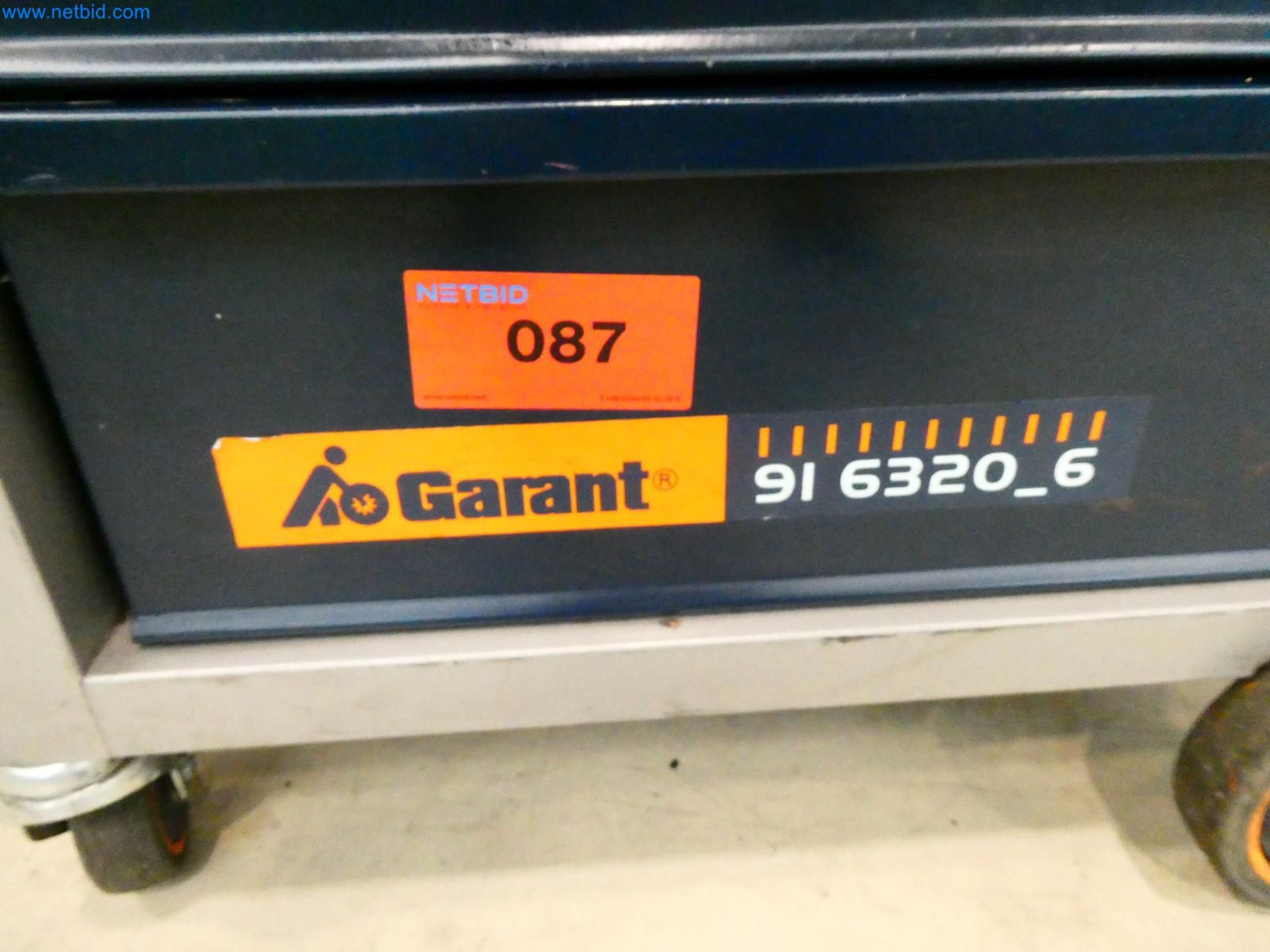 Engel Spritzgießmaschinen und Maschinen aus der Kunststoffindustrie-1