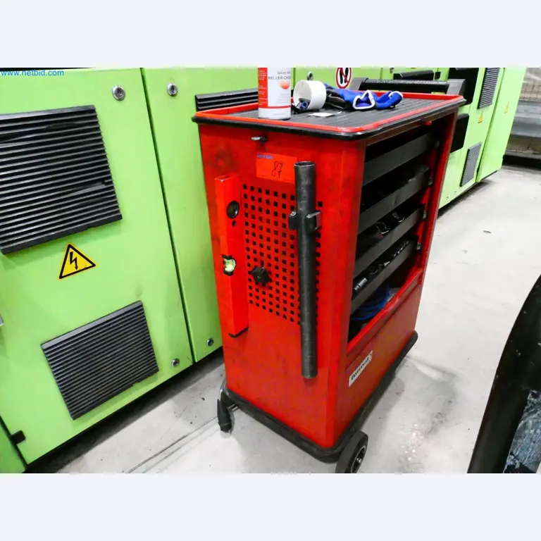 Engel Spritzgießmaschinen und Maschinen aus der Kunststoffindustrie-6