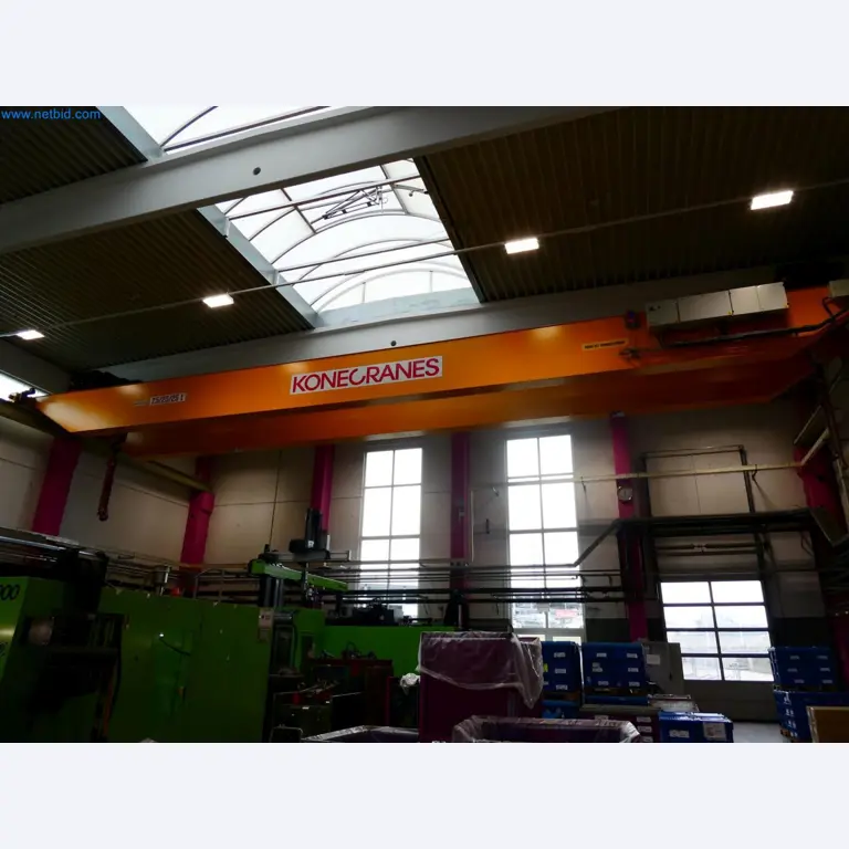 Engel Spritzgießmaschinen und Maschinen aus der Kunststoffindustrie-1