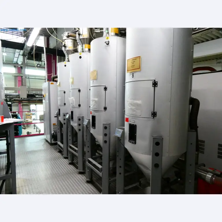 Engel Spritzgießmaschinen und Maschinen aus der Kunststoffindustrie-10