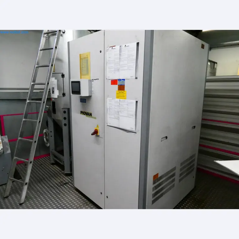 Engel Spritzgießmaschinen und Maschinen aus der Kunststoffindustrie-1