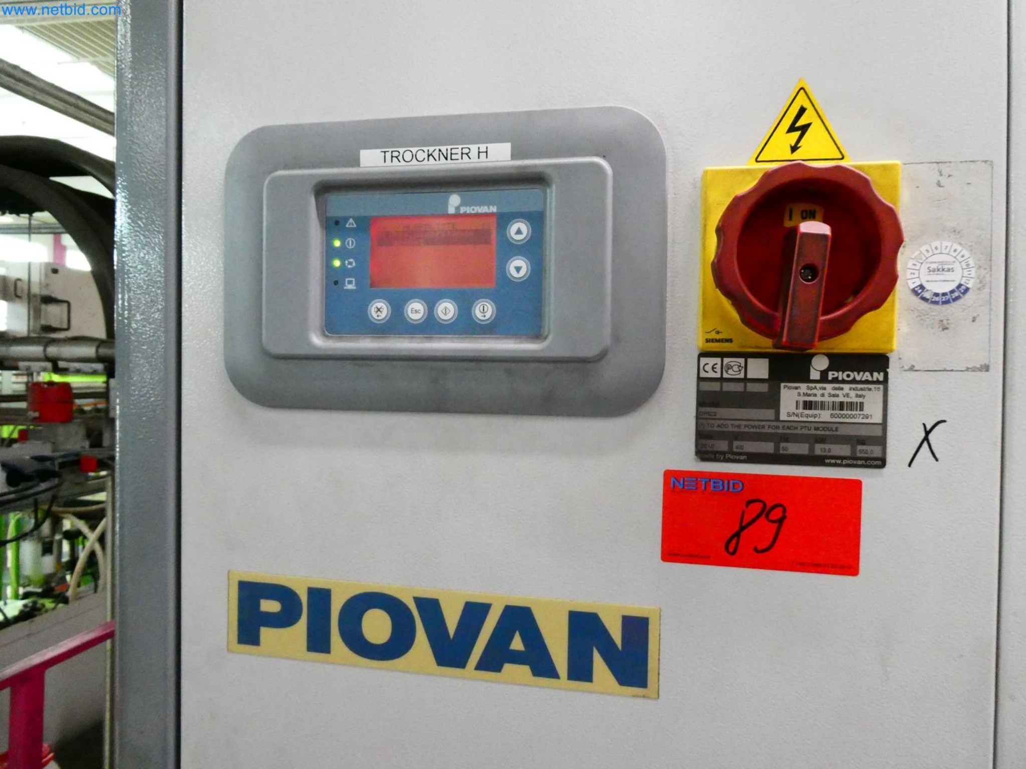 Engel Spritzgießmaschinen und Maschinen aus der Kunststoffindustrie-8