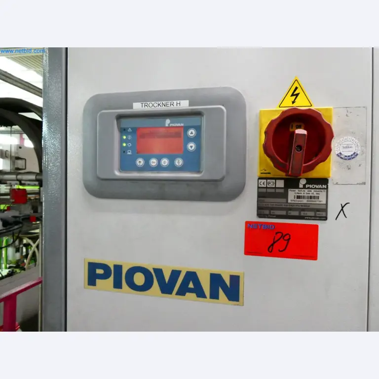 Engel Spritzgießmaschinen und Maschinen aus der Kunststoffindustrie-8